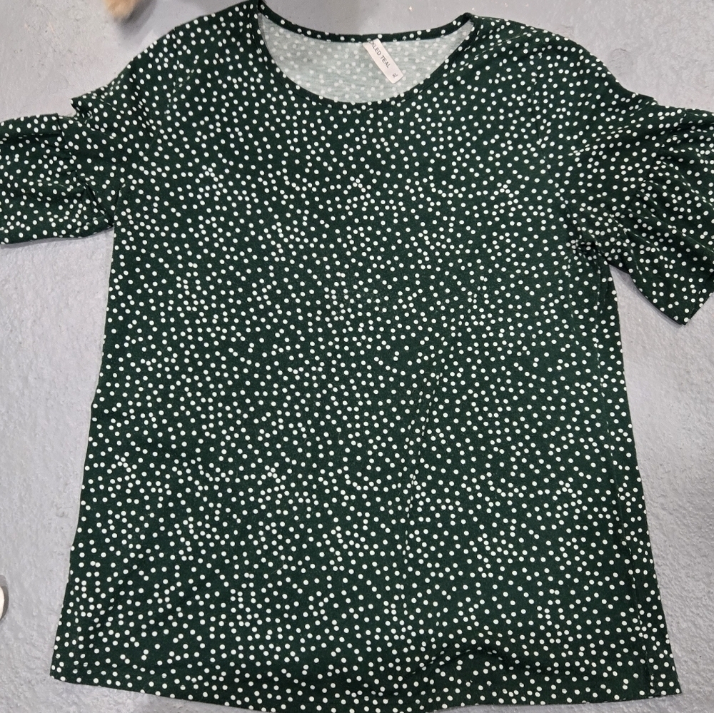 Tickled teal green dotted top size XL